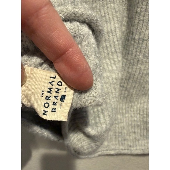 Normal Brand Gray Turtleneck Diamond Cable Knit Ribbed Sweater Heathered sz M - Picture 6 of 7